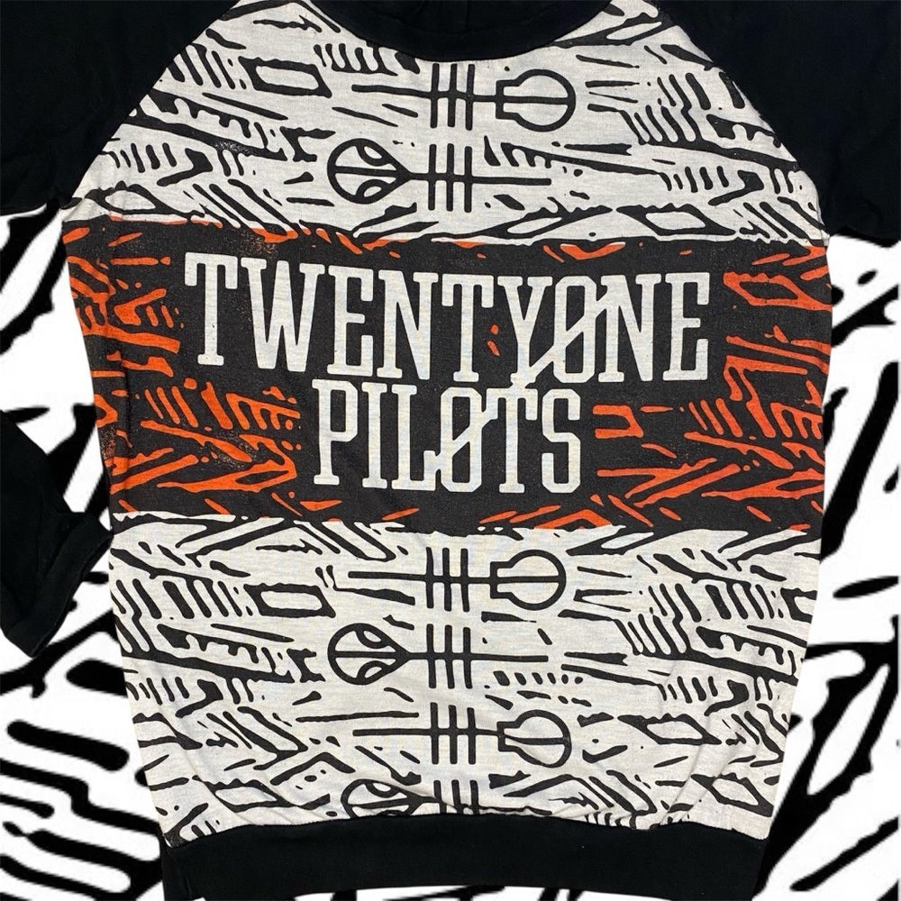 Twenty One Pilots Blurryface Long Sleeve Shirt - Picture 4 of 8
